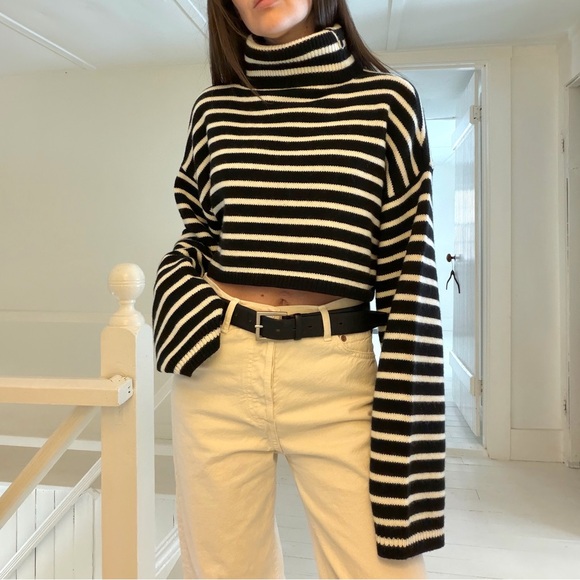The Frankie Shop Athina Wool Cropped Turtleneck Sweater in Black Stripe Size M/L - Picture 3 of 14